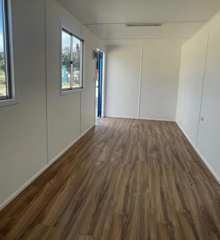 Ufficio Container 20 Piedi con Aria Condizionata Isolato| Sicurezza Rinforzata | Resistente al Fuoco 6 Ufficio Container 20 Piedi con Aria Condizionata Isolato| Sicurezza Rinforzata | Resistente al Fuoco - immagine 6