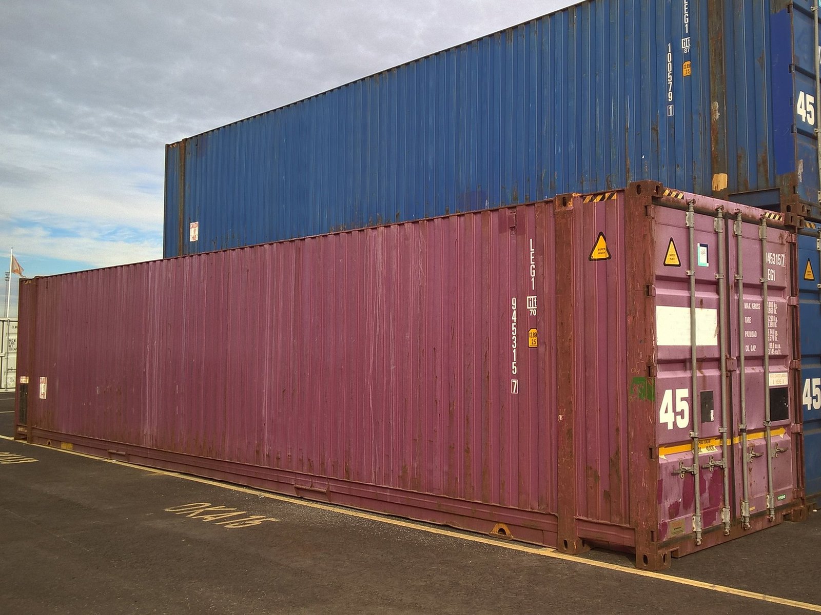 Container 45 Piedi High Cube Usato – Box Navale XL da 13,7 Metri 4 Container 45 Piedi High Cube Usato – Box Navale XL da 13,7 Metri - immagine 4